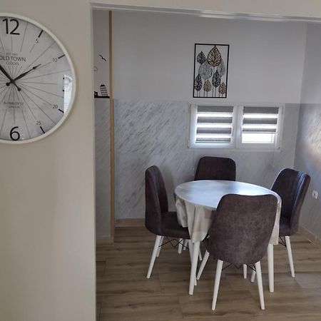 Apartman Petrov Donji Milanovac Exterior photo