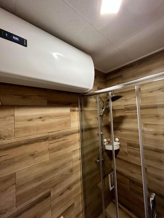 Apartman Petrov Donji Milanovac Exterior photo